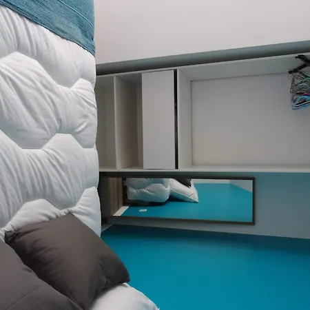 Chambre Privee Chez L'Habitant En Colocation Dans Agreable Maison Avec Jardin - A Private Room In A Shared House With Garden Bordeaux Esterno foto